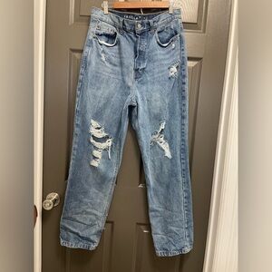 Woman’s Vanilla Star 90s Straight Leg Baggy Jeans Distressed Sz 11
